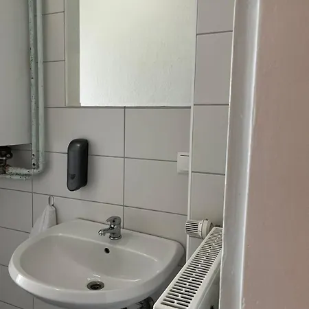 Апартаменты Mit Balkon In Herz Von